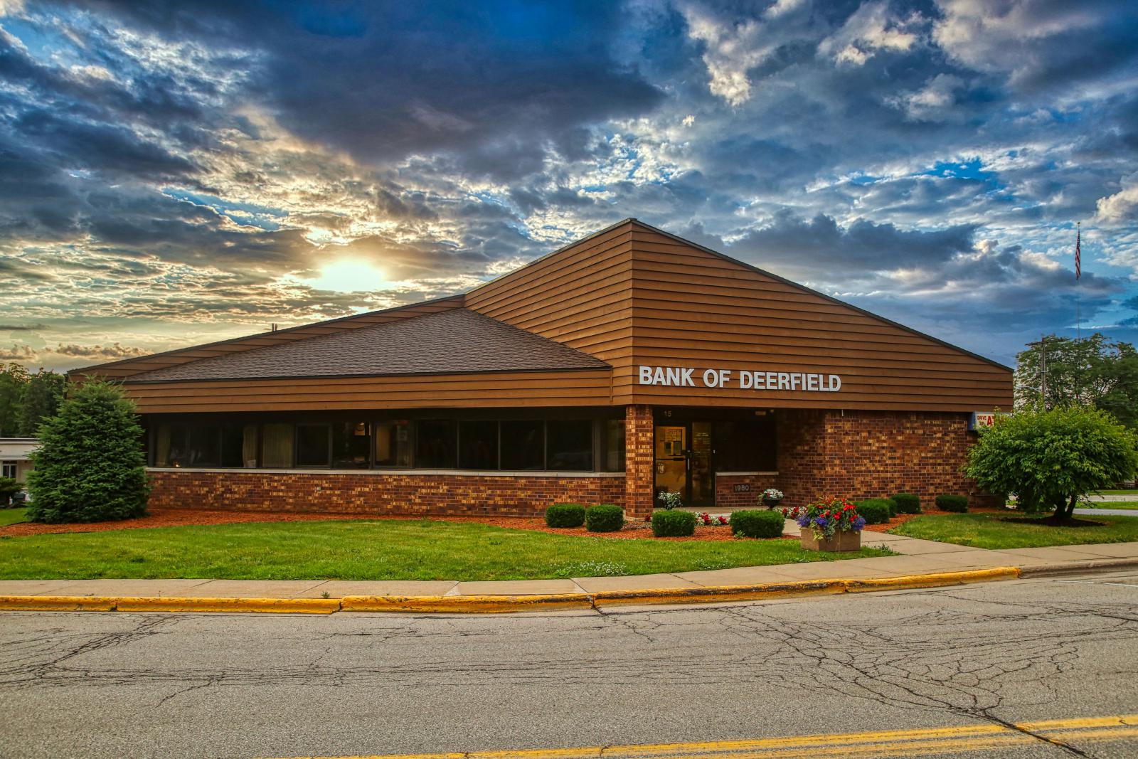 exterior img of deerfield bank